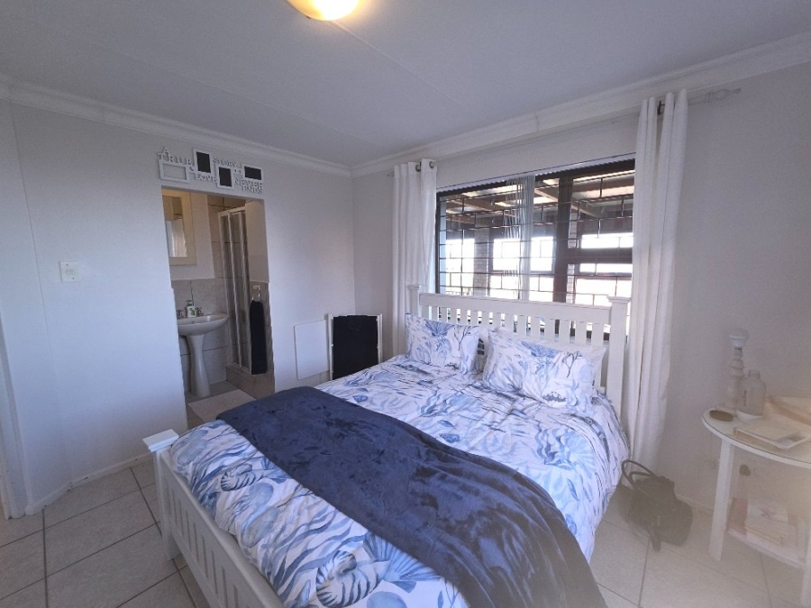 3 Bedroom Property for Sale in Dana Bay Western Cape